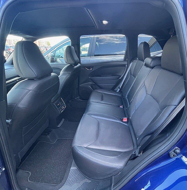 Subaru Forester Limited 2025 à Laval, Québec - 18 - w1024h768px