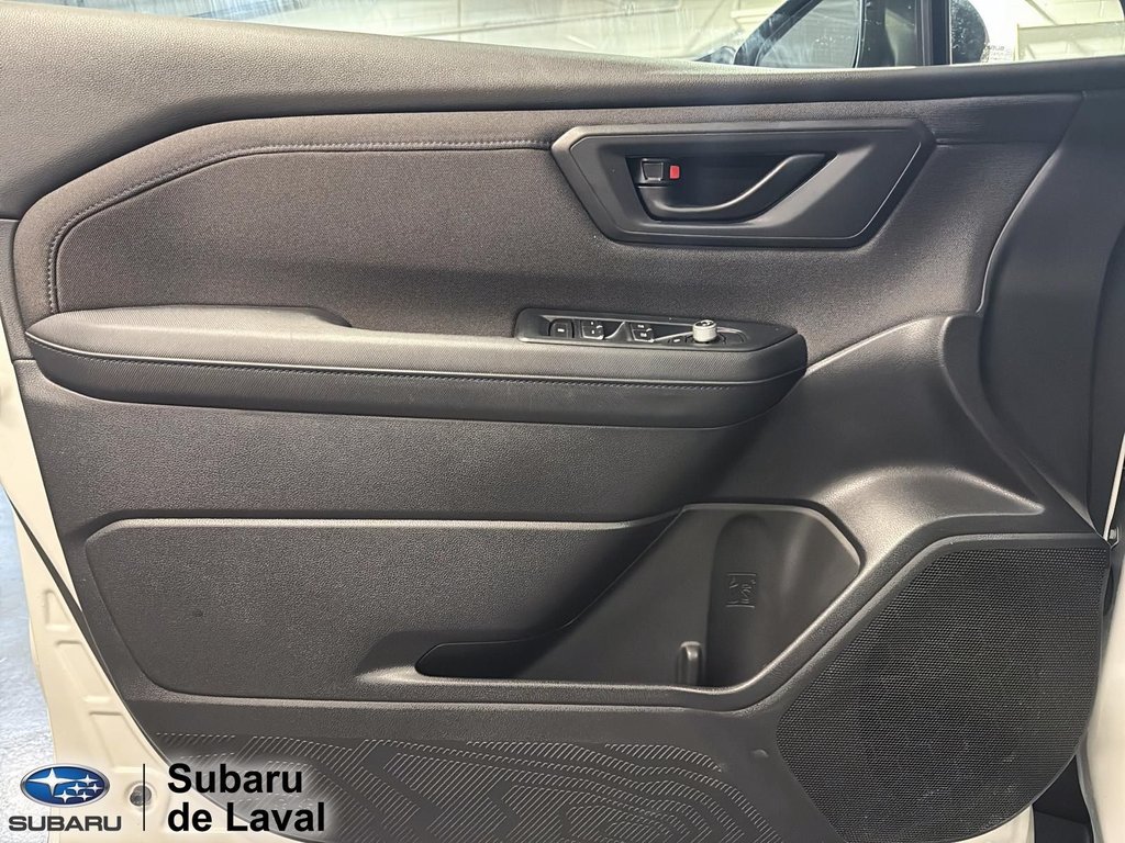 Subaru Forester Touring 2025 à Terrebonne, Québec - 17 - w1024h768px