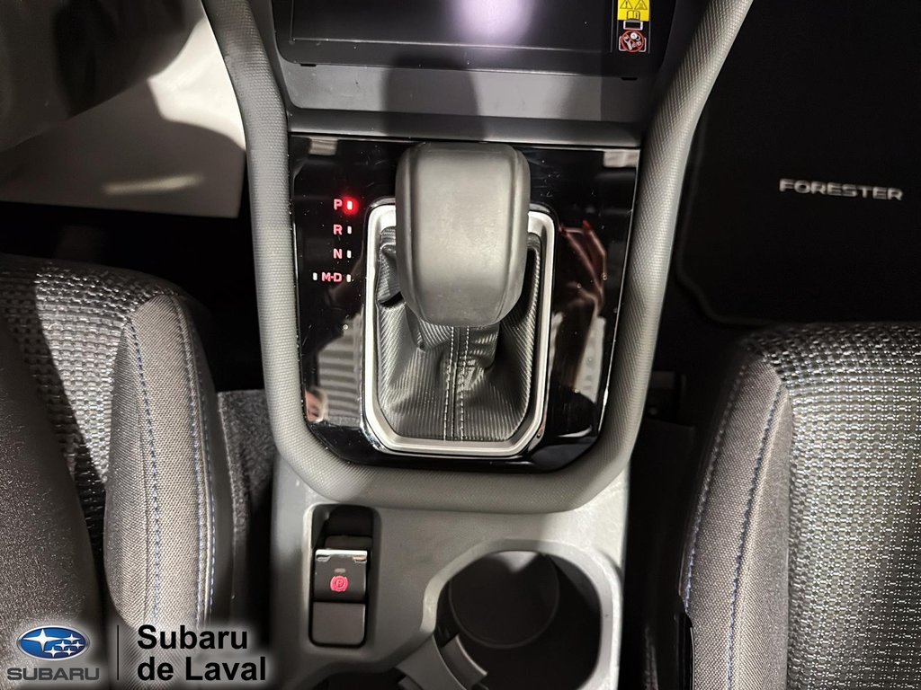 Subaru Forester Touring 2025 à Laval, Québec - 17 - w1024h768px