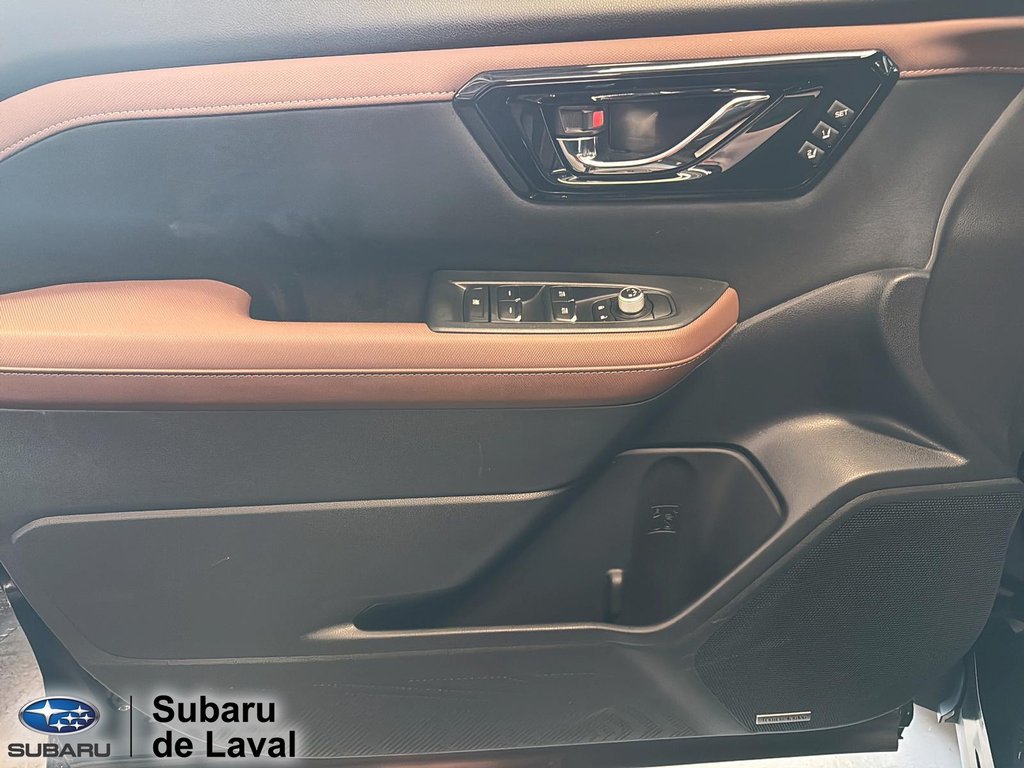 Subaru Forester Premier 2025 à Laval, Québec - 8 - w1024h768px