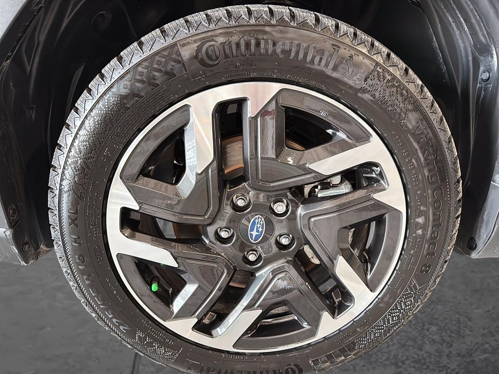 2025 Subaru Forester Limited in Laval, Quebec - 3 - w1024h768px