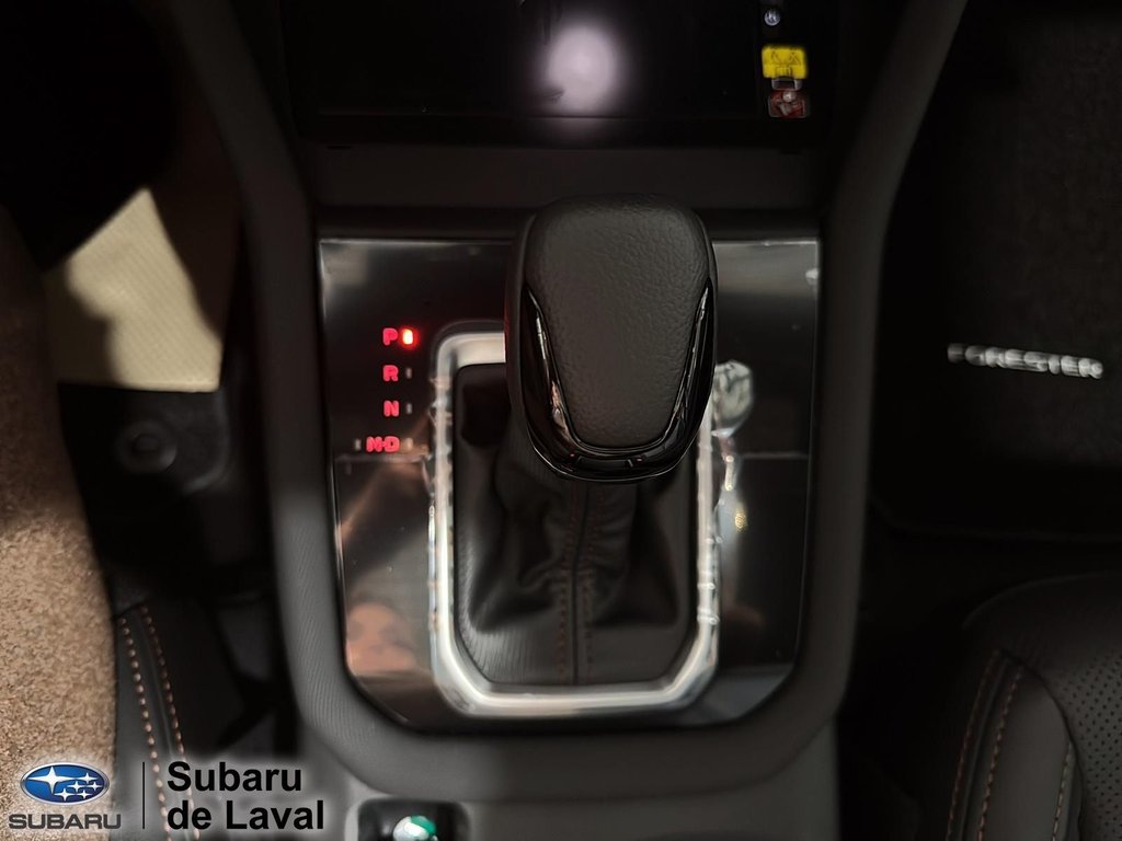 2025 Subaru Forester Premier in Laval, Quebec - 16 - w1024h768px
