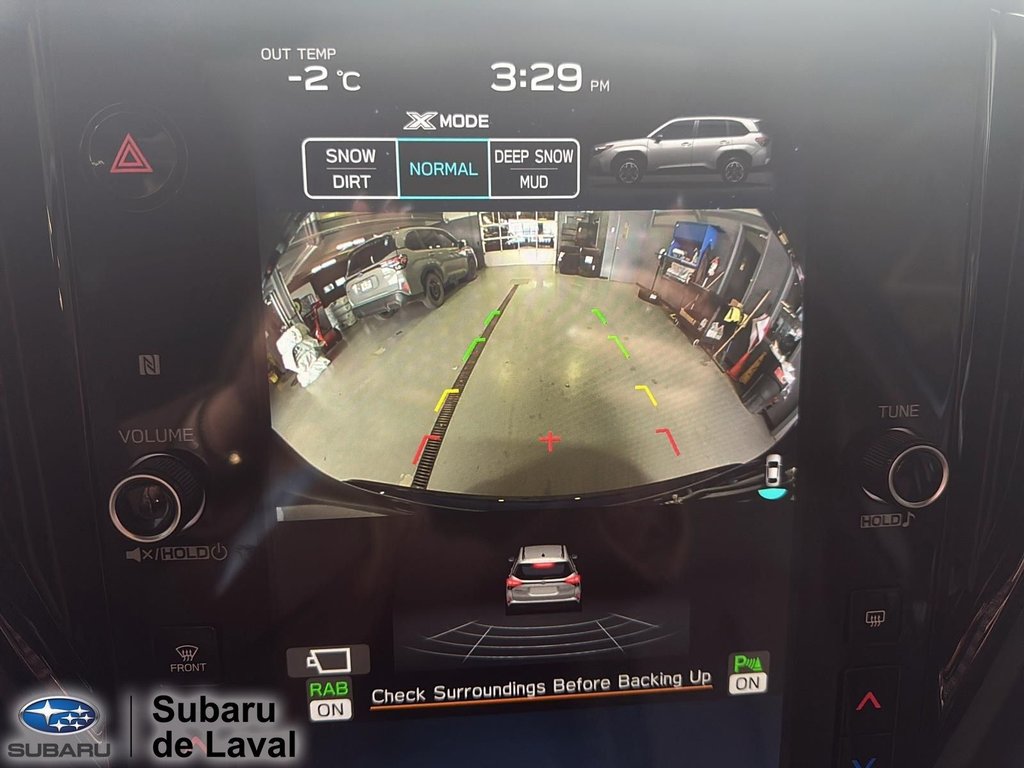 2025 Subaru Forester Premier in Laval, Quebec - 15 - w1024h768px