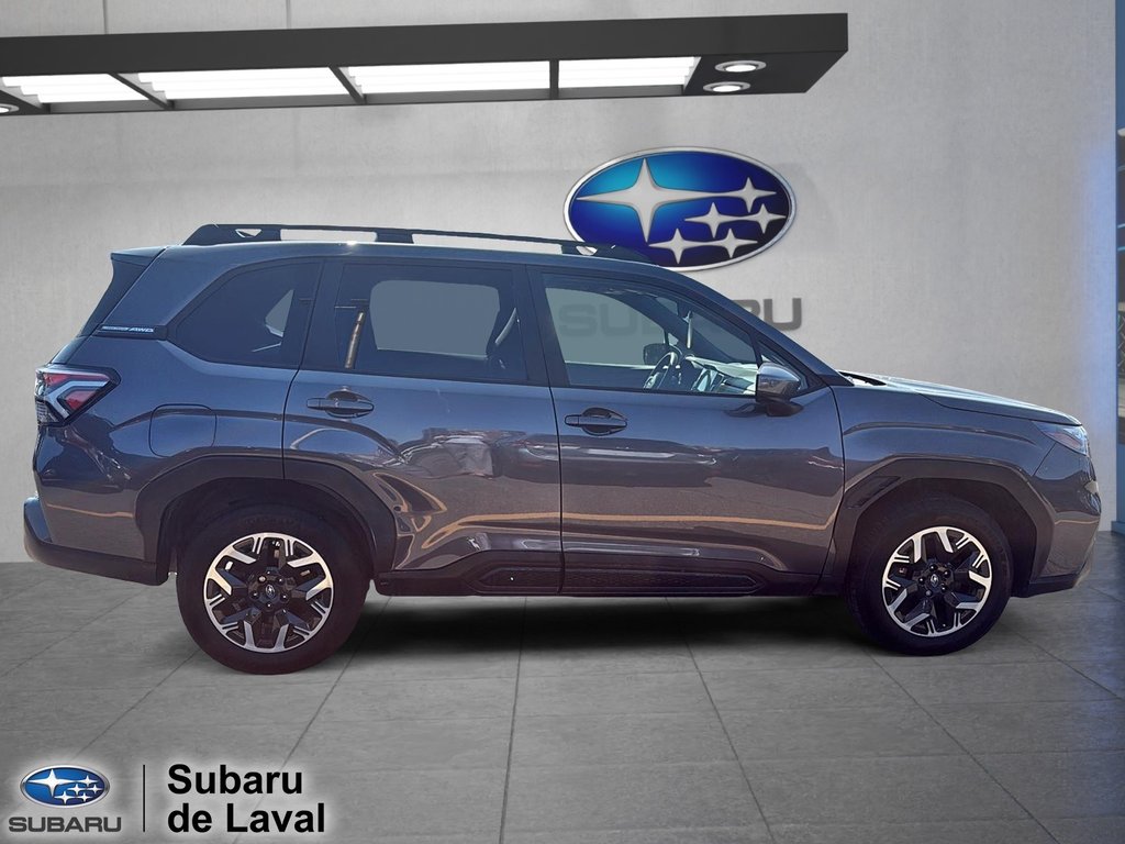 2025 Subaru Forester Touring in Laval, Quebec - 4 - w1024h768px