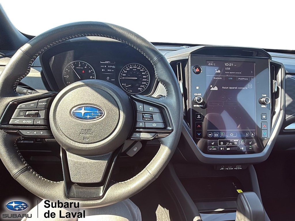 2025 Subaru Forester Touring in Laval, Quebec - 15 - w1024h768px
