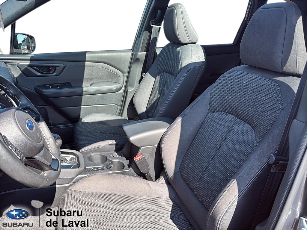 2025 Subaru Forester Touring in Laval, Quebec - 10 - w1024h768px