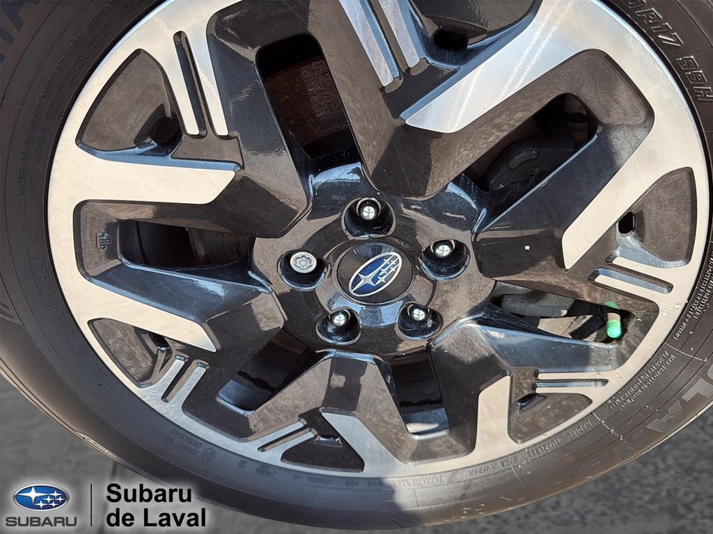 2025 Subaru Forester Touring in Laval, Quebec - 9 - w1024h768px