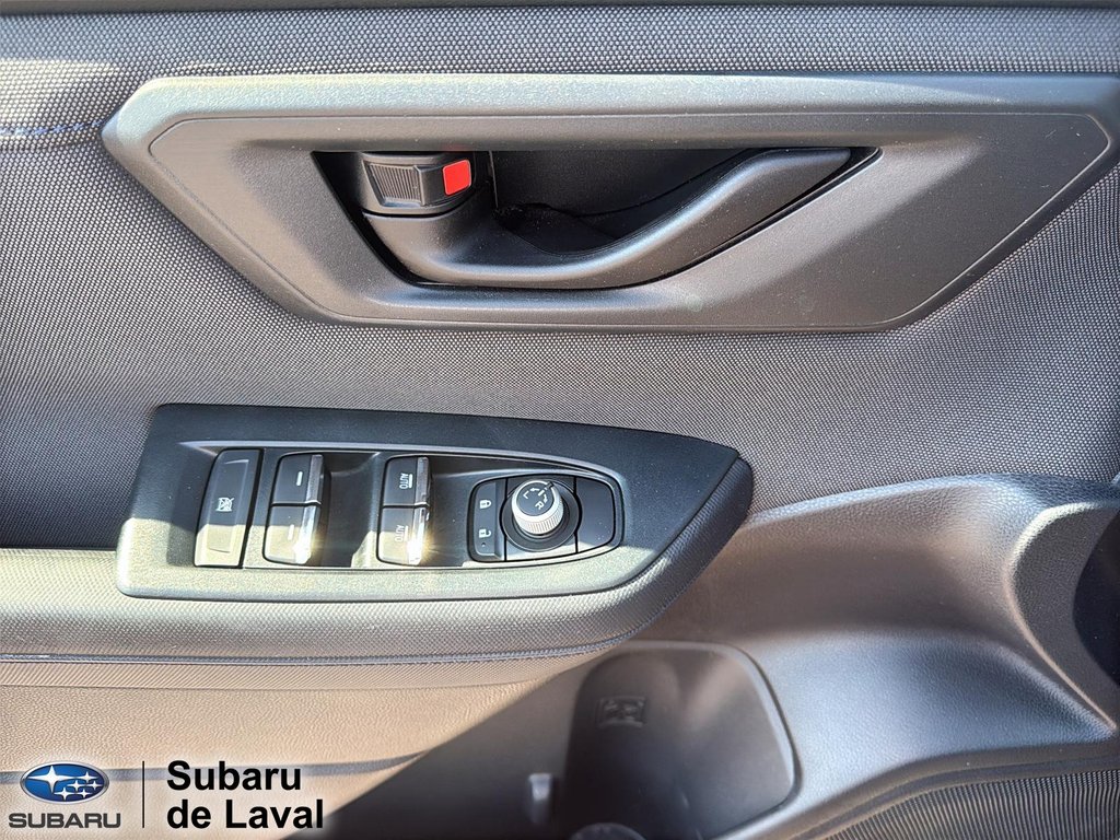 2025 Subaru Forester Touring in Laval, Quebec - 11 - w1024h768px