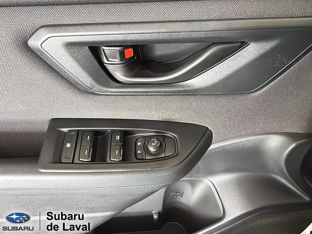2025 Subaru Forester Convenience in Laval, Quebec - 10 - w1024h768px