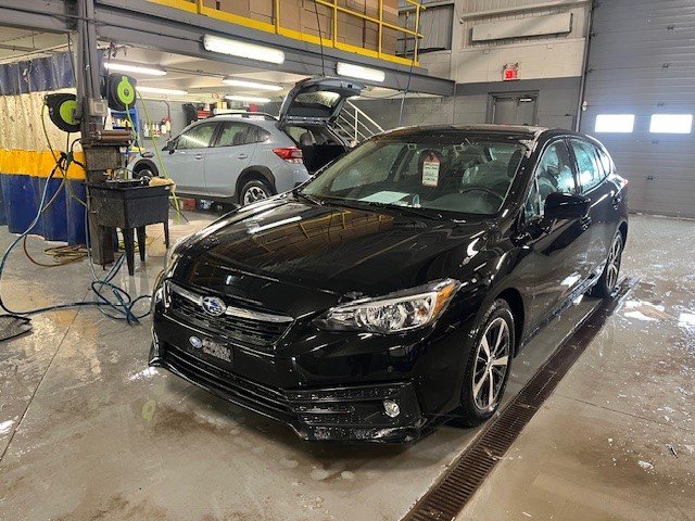 Subaru Impreza Touring 2023 à Laval, Québec - 1 - w1024h768px