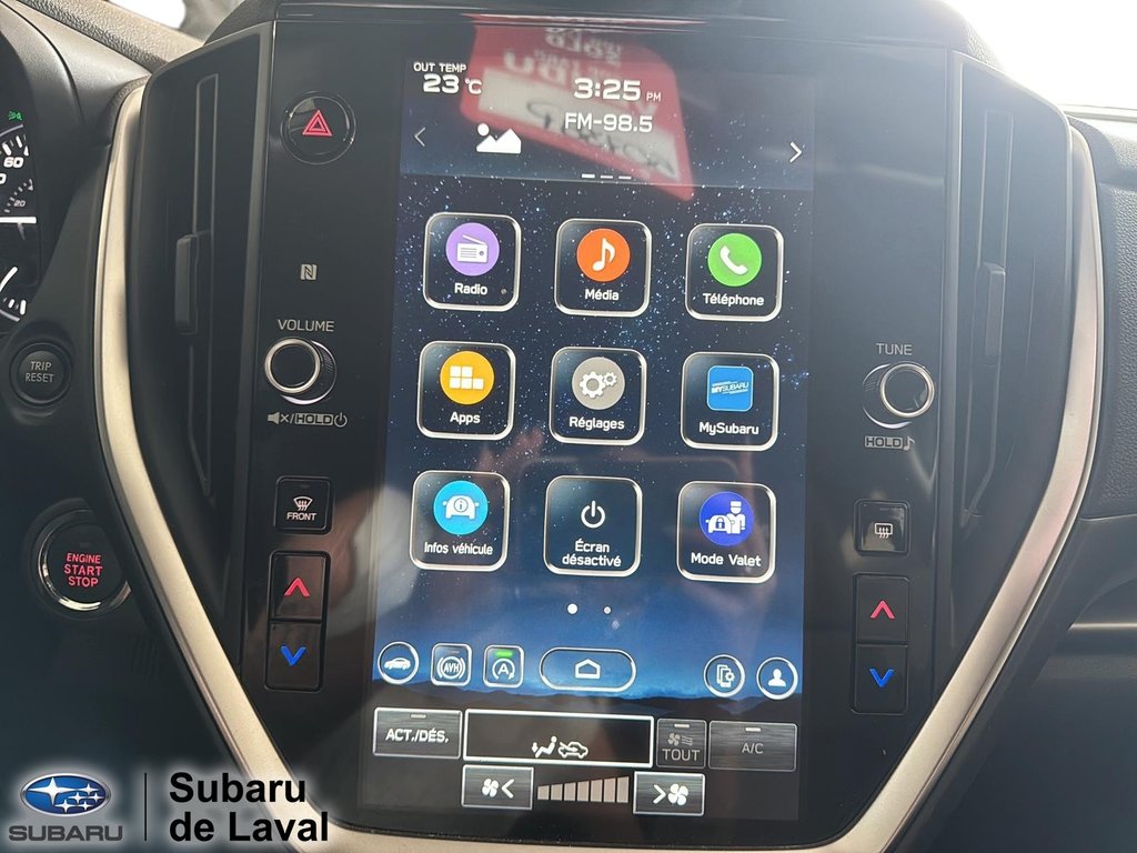 2024 Subaru Impreza Touring in Laval, Quebec - 17 - w1024h768px