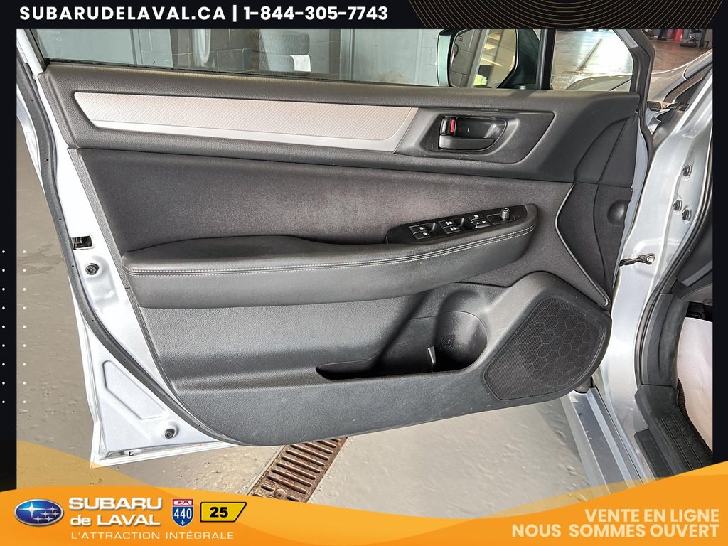 Subaru Legacy 2.5i 2015 à Laval, Québec - 11 - w1024h768px