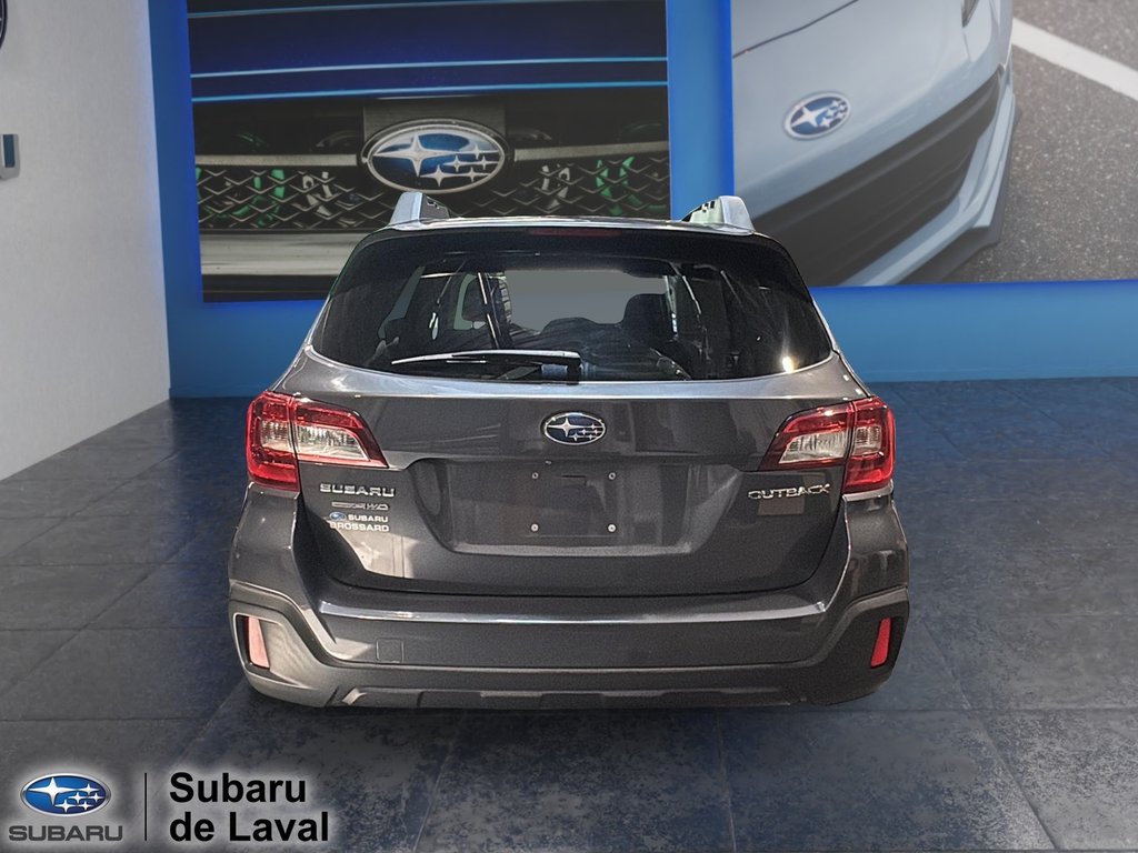 2018 Subaru Outback 2.5i in Laval, Quebec - 5 - w1024h768px