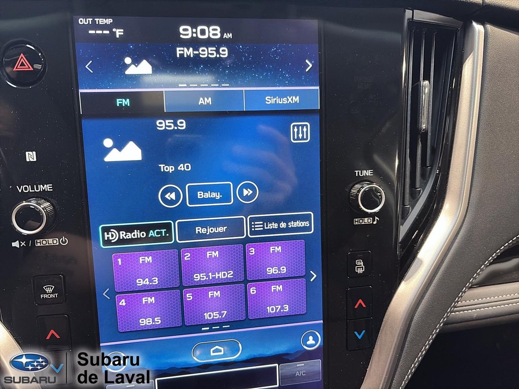 2022 Subaru Outback Limited XT in Laval, Quebec - 12 - w1024h768px