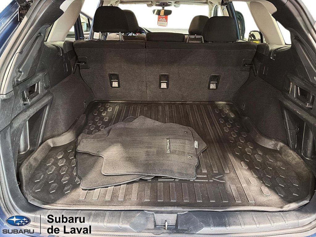 2022 Subaru Outback Touring in Laval, Quebec - 14 - w1024h768px