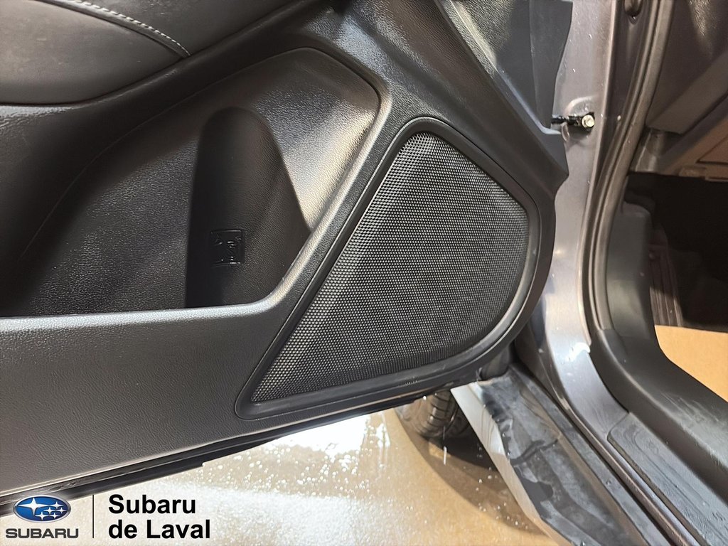 2024 Subaru Outback Touring in Laval, Quebec - 12 - w1024h768px