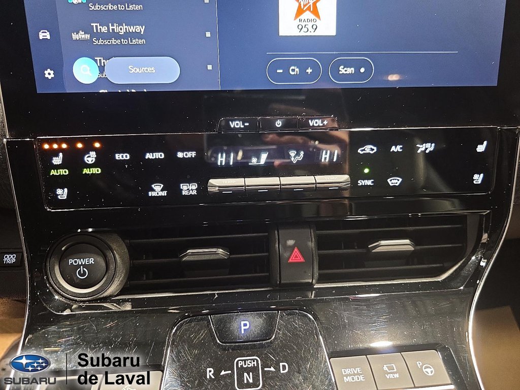 Subaru Solterra TECHNOLOGY 2023 à Terrebonne, Québec - 14 - w1024h768px