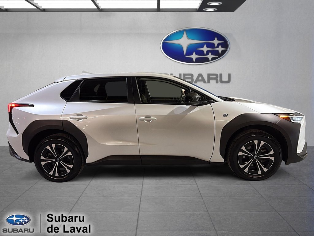 2023 Subaru Solterra Base in Laval, Quebec - 4 - w1024h768px