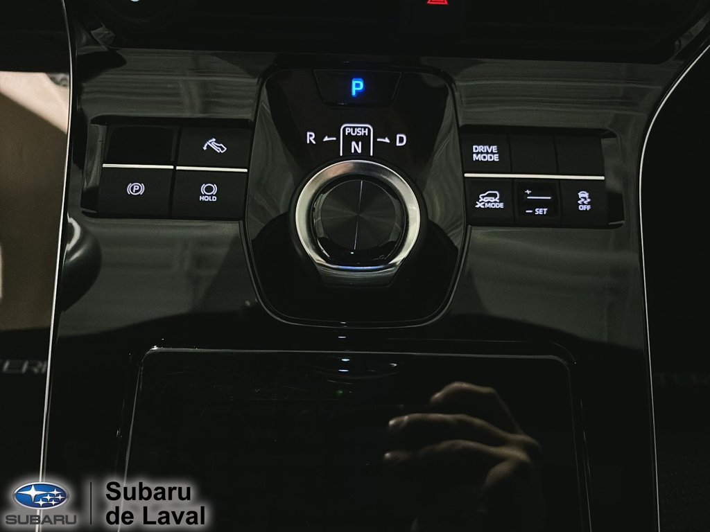 2023 Subaru Solterra Base in Laval, Quebec - 16 - w1024h768px