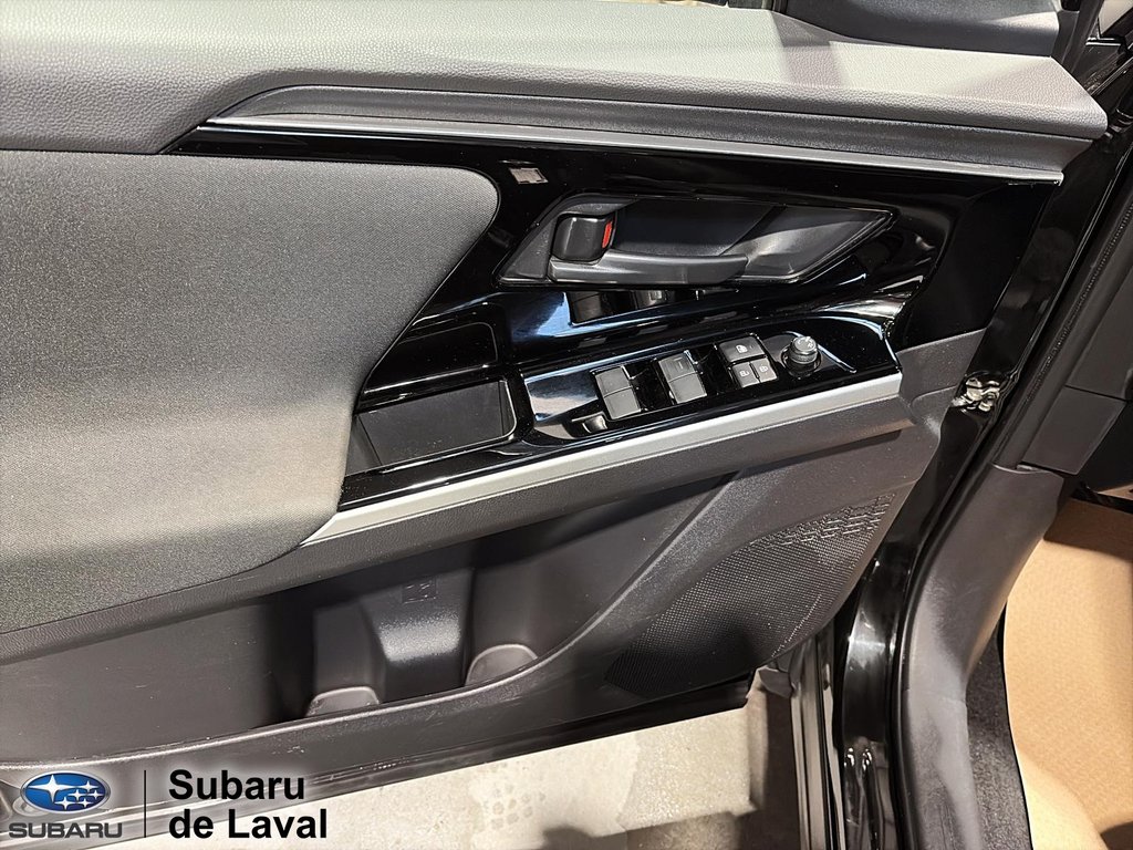 2023 Subaru Solterra Base in Laval, Quebec - 11 - w1024h768px