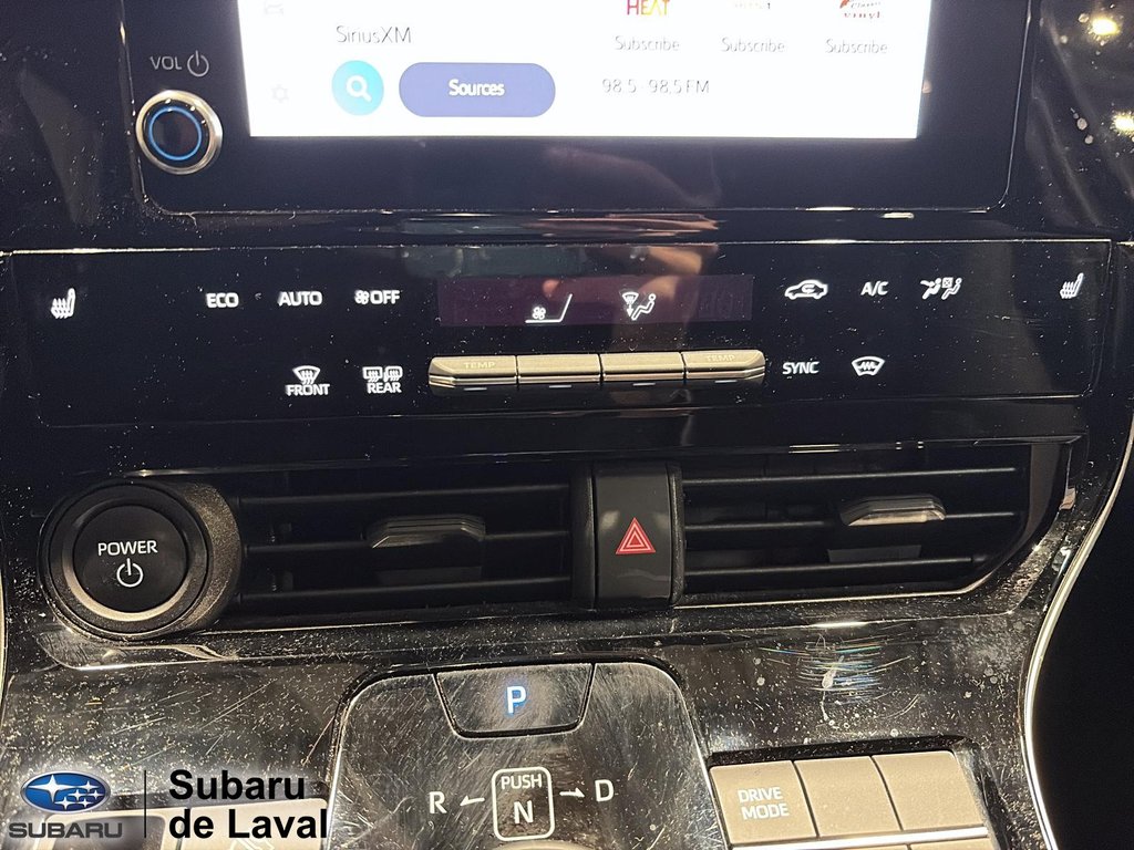2023 Subaru Solterra Base in Laval, Quebec - 15 - w1024h768px
