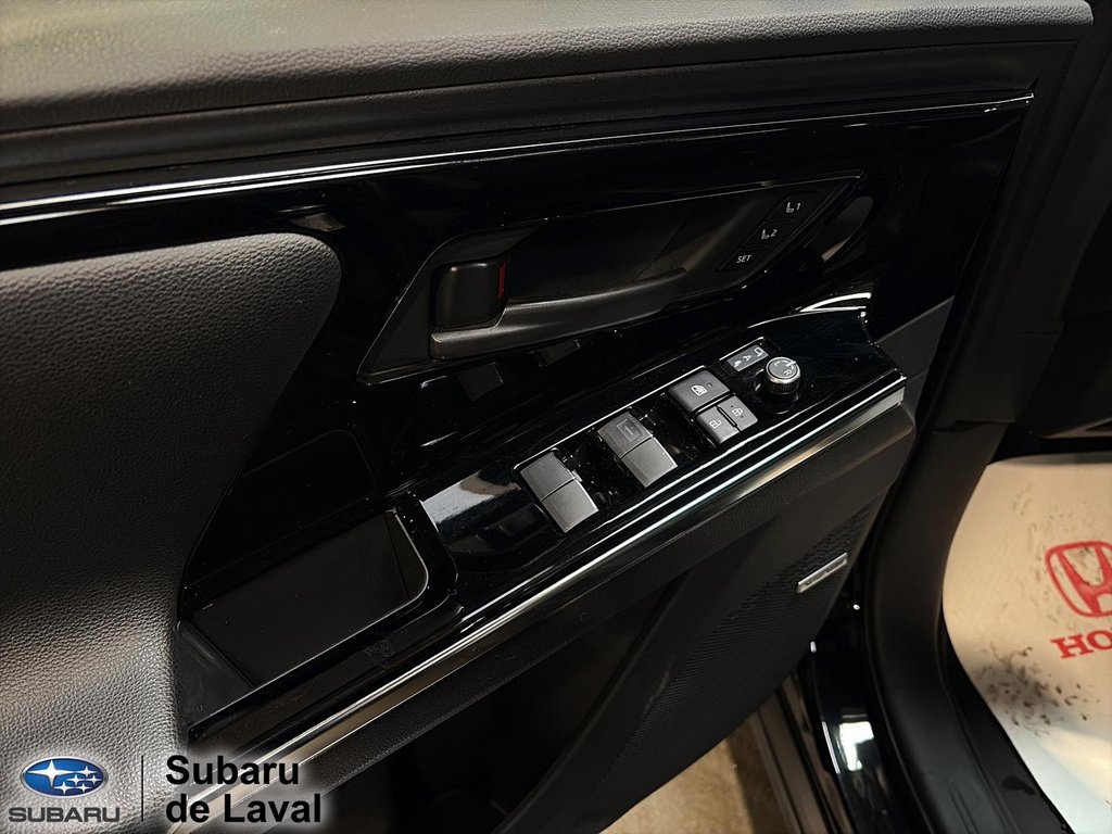 Subaru Solterra Tech 2023 à Laval, Québec - 11 - w1024h768px