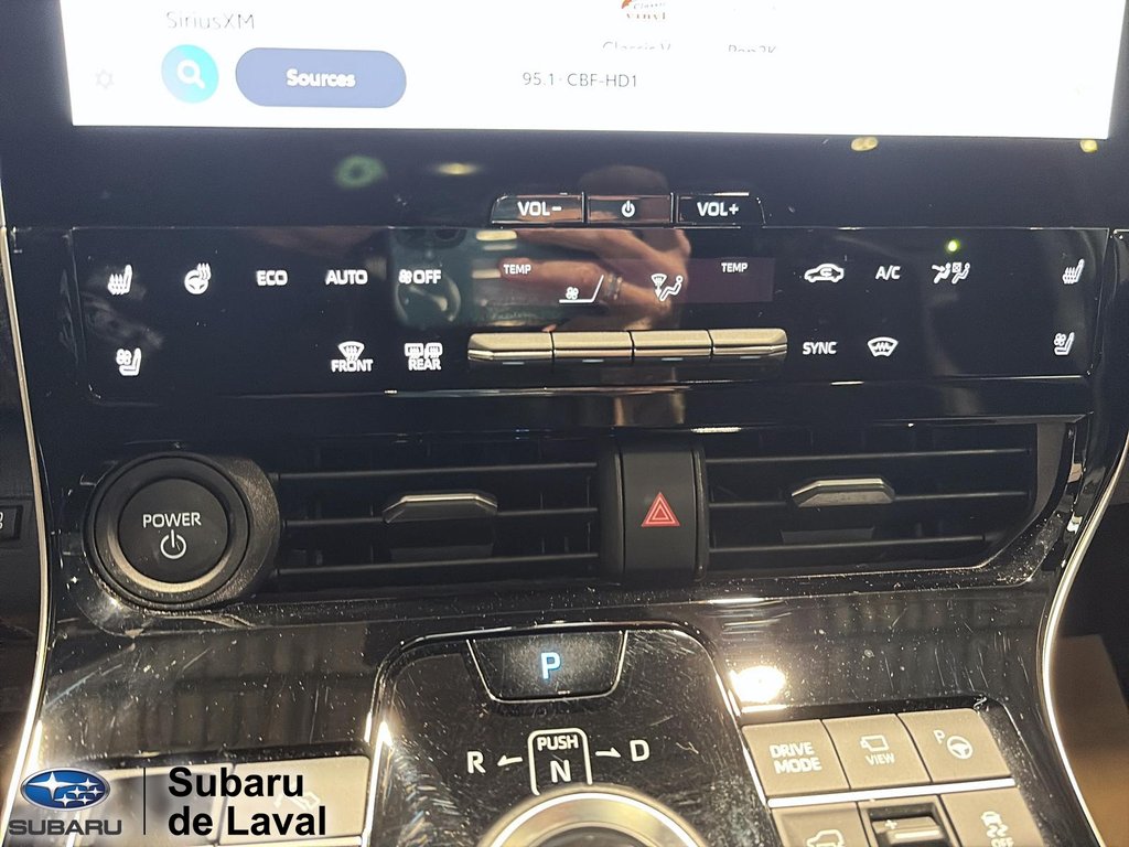 Subaru Solterra Technology 2024 à Laval, Québec - 15 - w1024h768px