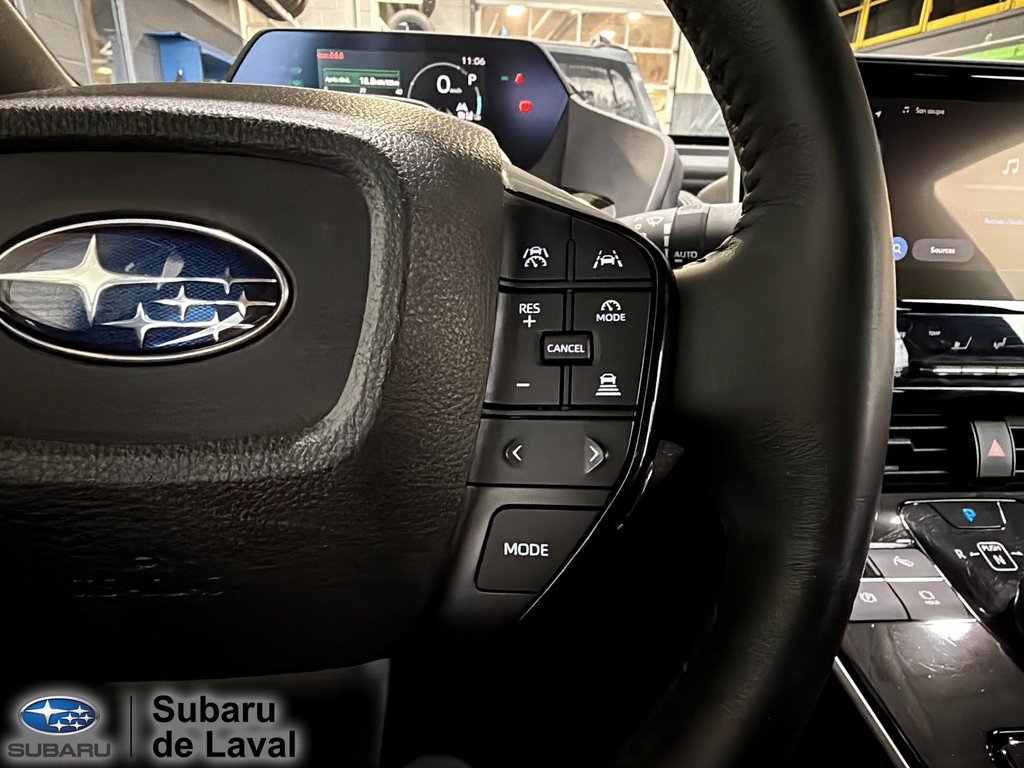 2024 Subaru Solterra base in Laval, Quebec - 18 - w1024h768px