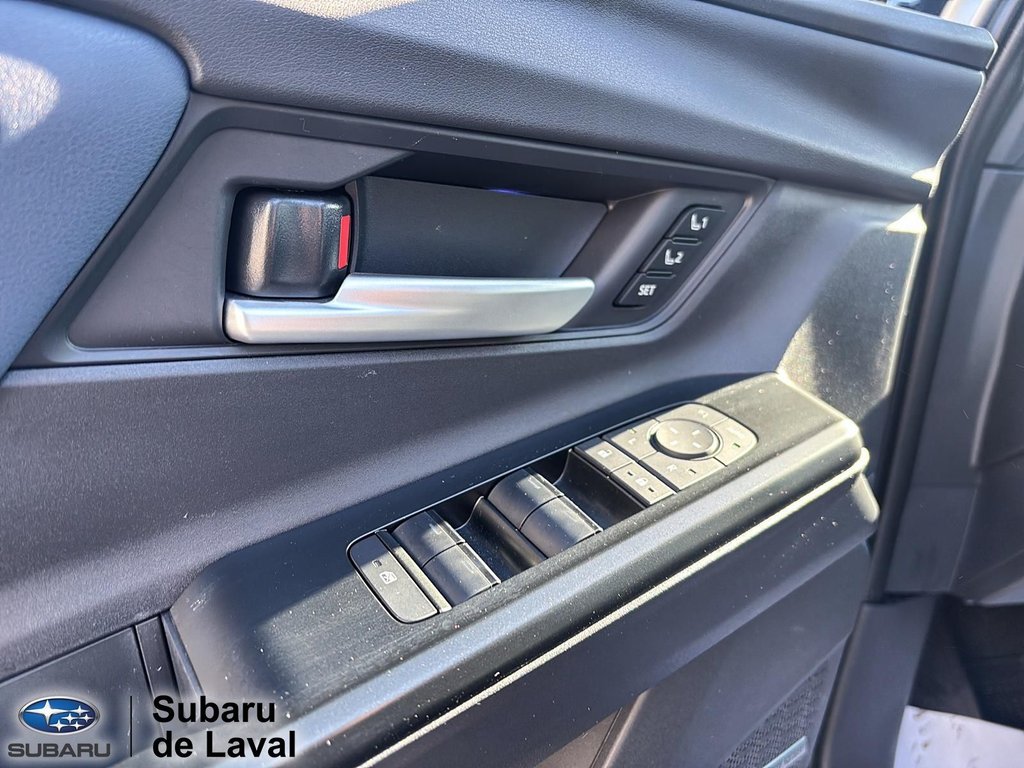 Subaru Solterra Technologie 2026 à Laval, Québec - 11 - w1024h768px