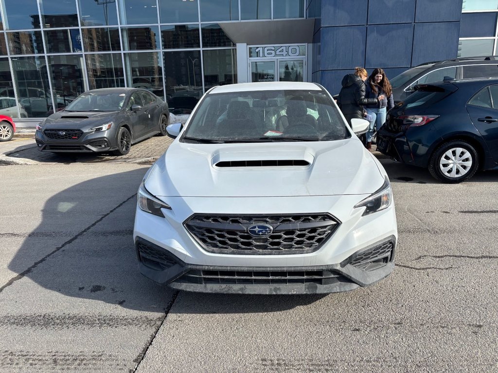 Subaru WRX  2022 à Laval, Québec - 3 - w1024h768px