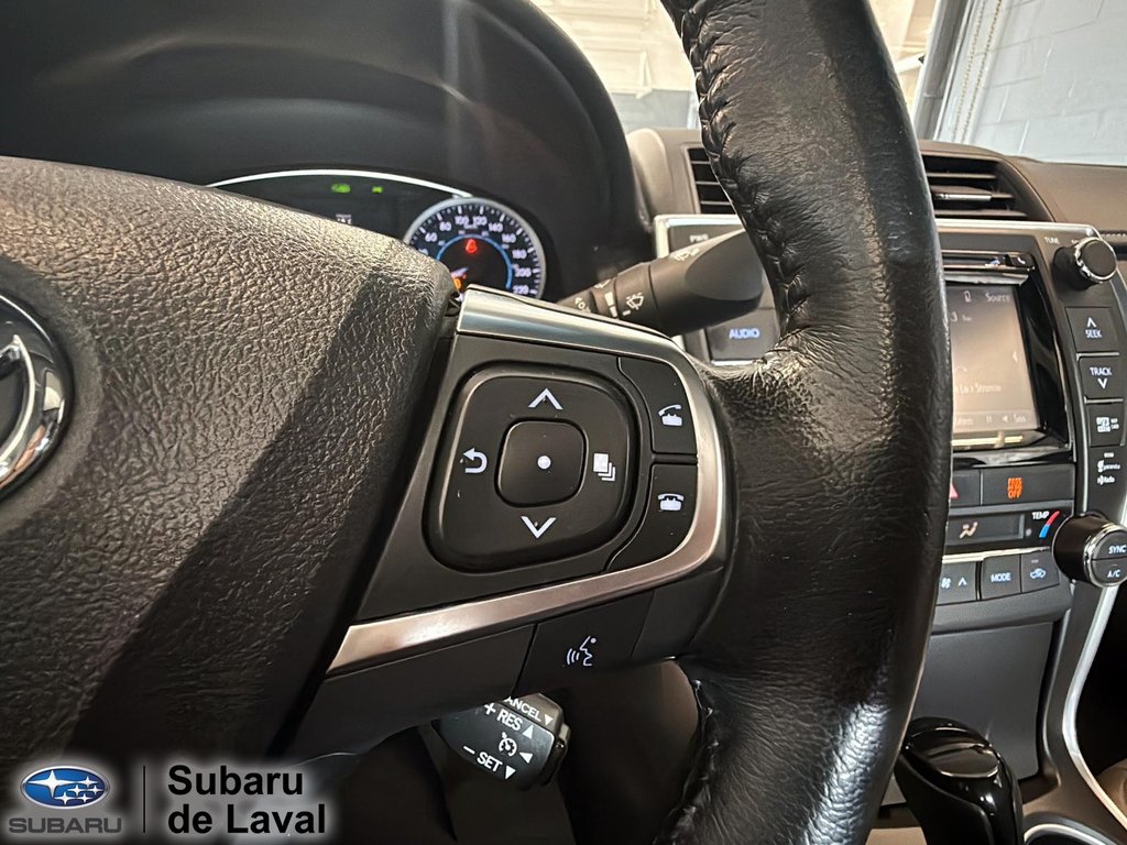 Toyota Camry Hybrid XLE 2015 à Terrebonne, Québec - 19 - w1024h768px