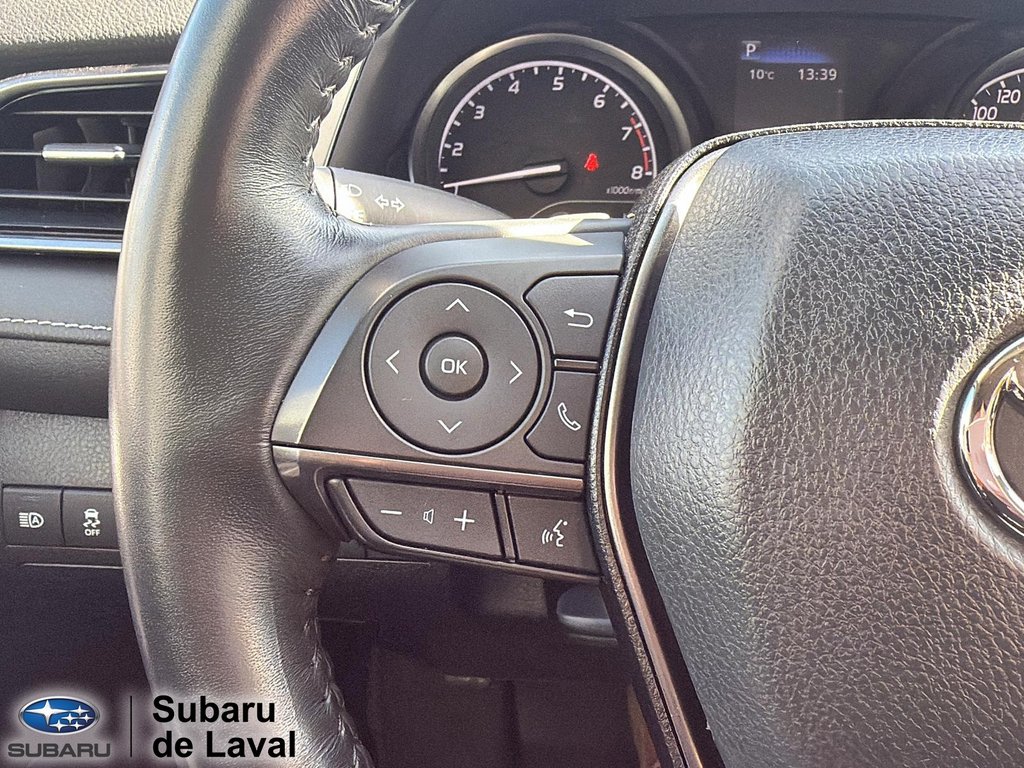 Toyota Camry SE 2023 à Laval, Québec - 17 - w1024h768px