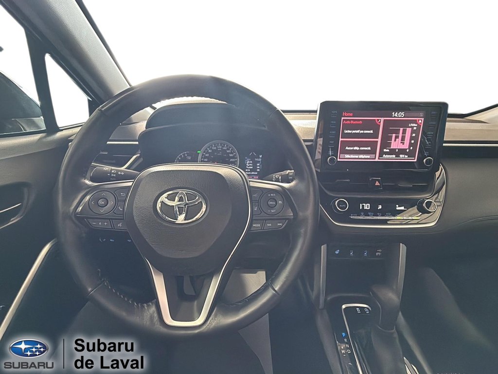 2022 Toyota Corolla Cross LE in Laval, Quebec - 11 - w1024h768px