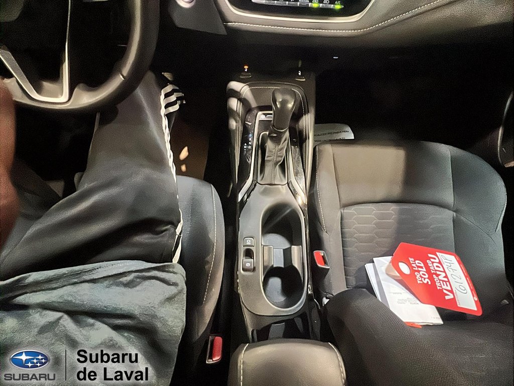 Toyota Corolla Hatchback SE 2023 à Laval, Québec - 17 - w1024h768px