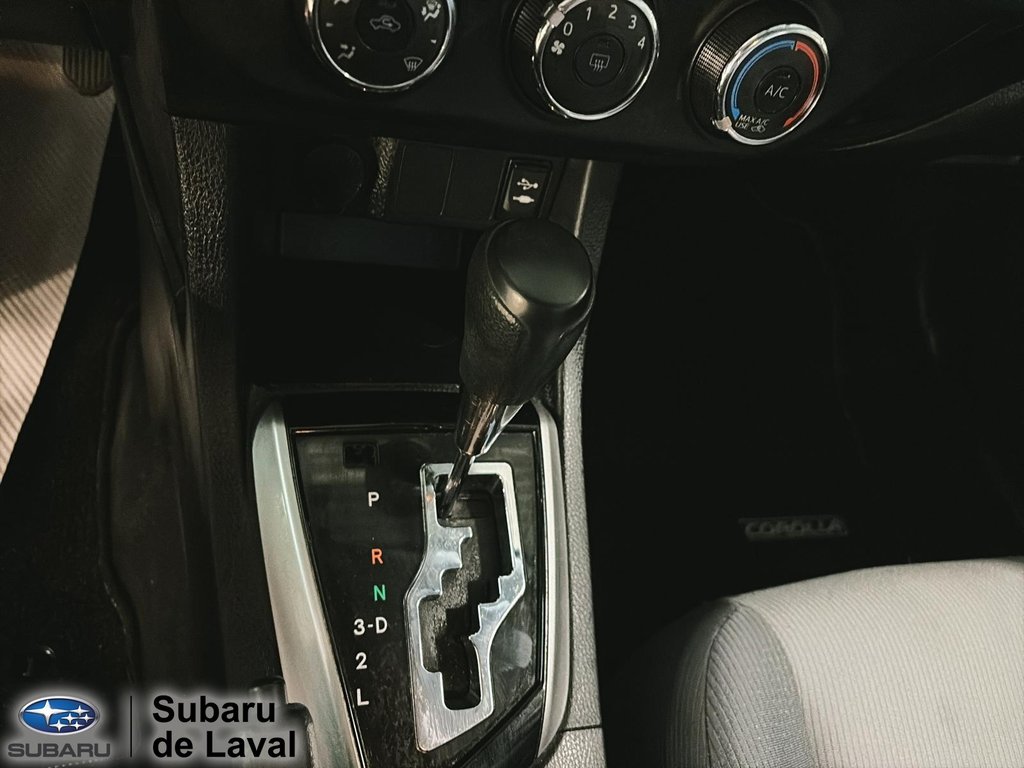 Toyota Corolla  2015 à Laval, Québec - 15 - w1024h768px