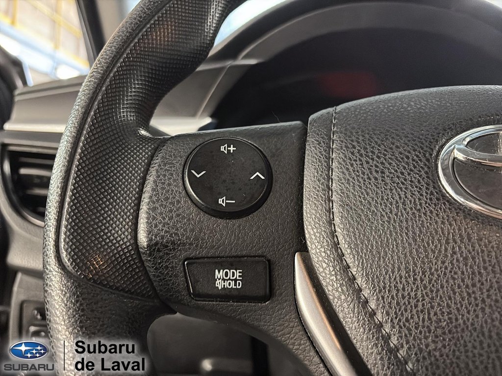 Toyota Corolla  2015 à Laval, Québec - 17 - w1024h768px
