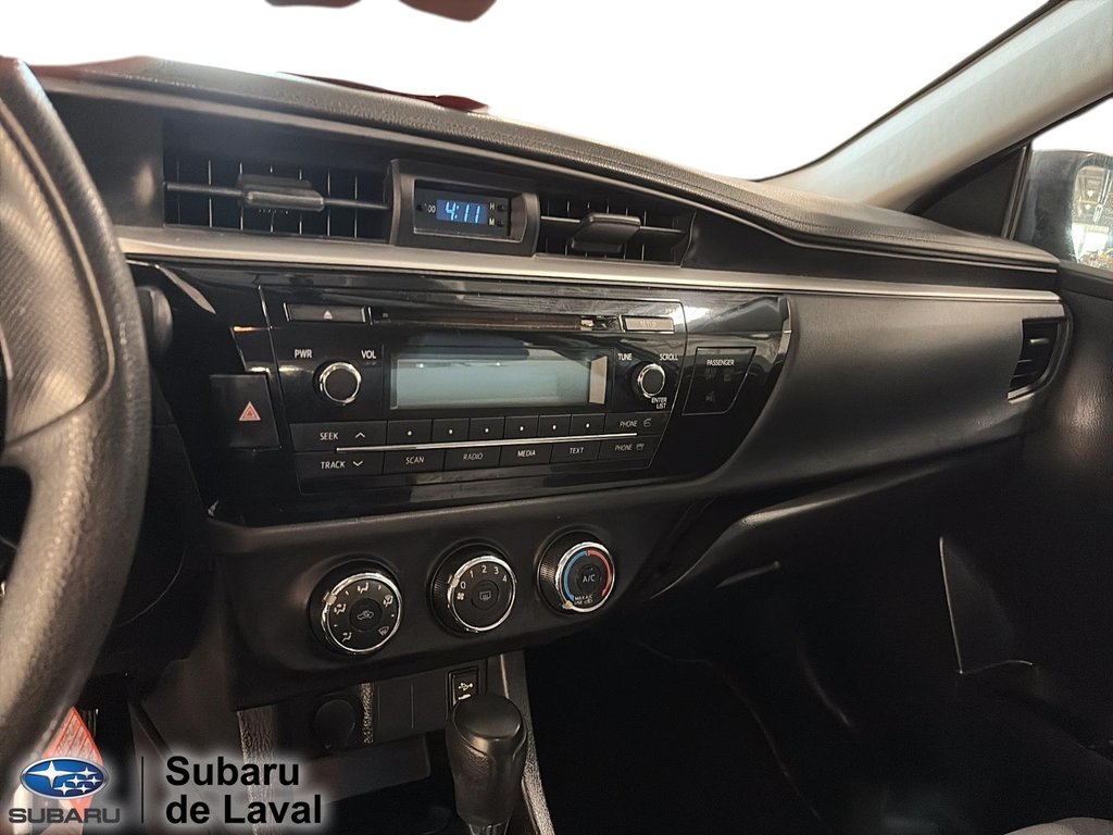 Toyota Corolla  2015 à Laval, Québec - 13 - w1024h768px