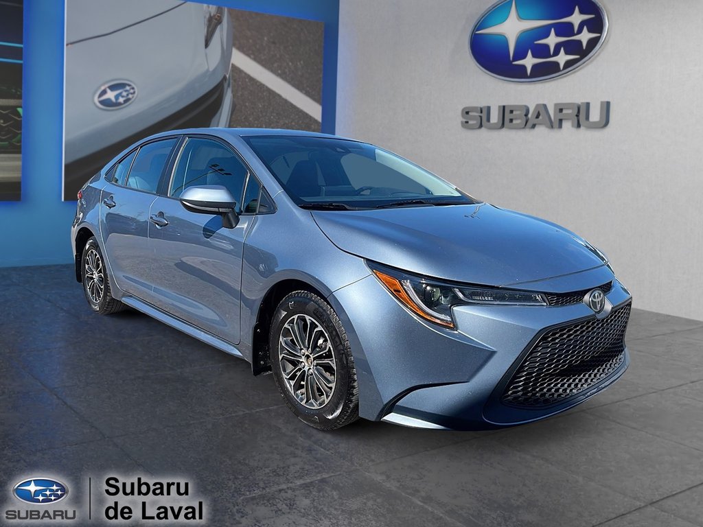 2020 Toyota Corolla L in Laval, Quebec - 3 - w1024h768px