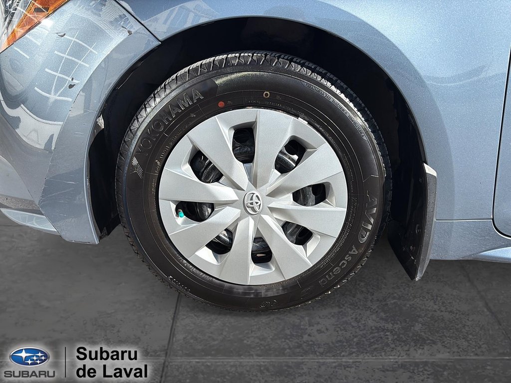 2021 Toyota Corolla LE in Laval, Quebec - 9 - w1024h768px