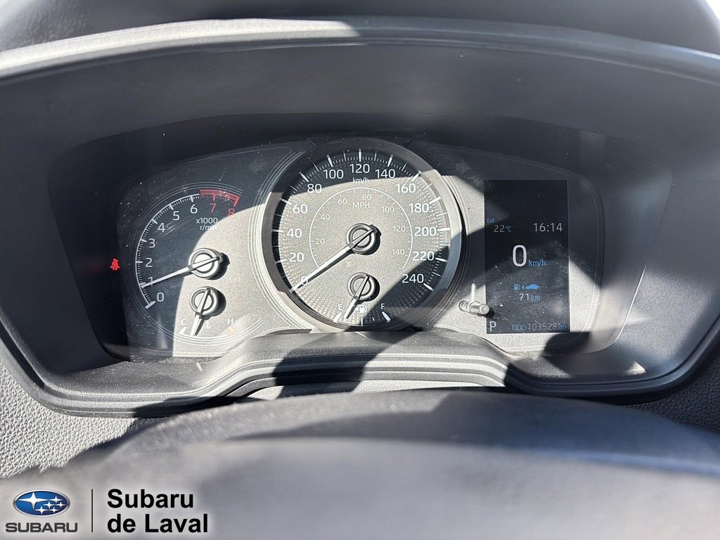 2021 Toyota Corolla LE in Laval, Quebec - 19 - w1024h768px