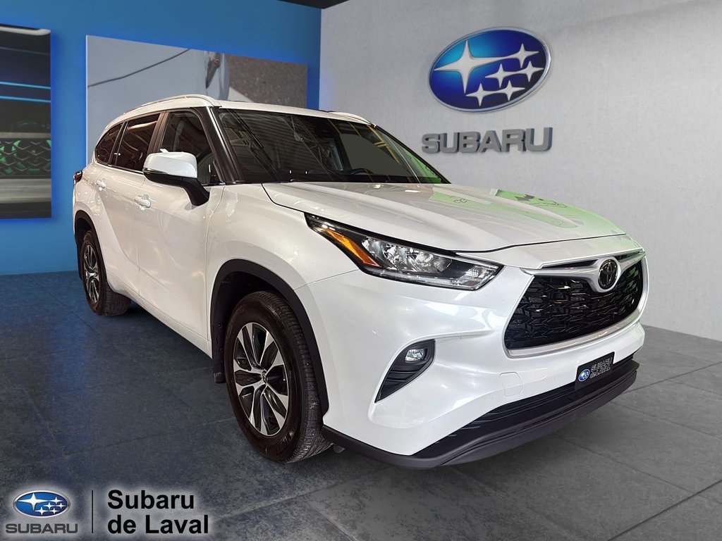 2024 Toyota Highlander LE in Laval, Quebec - 3 - w1024h768px