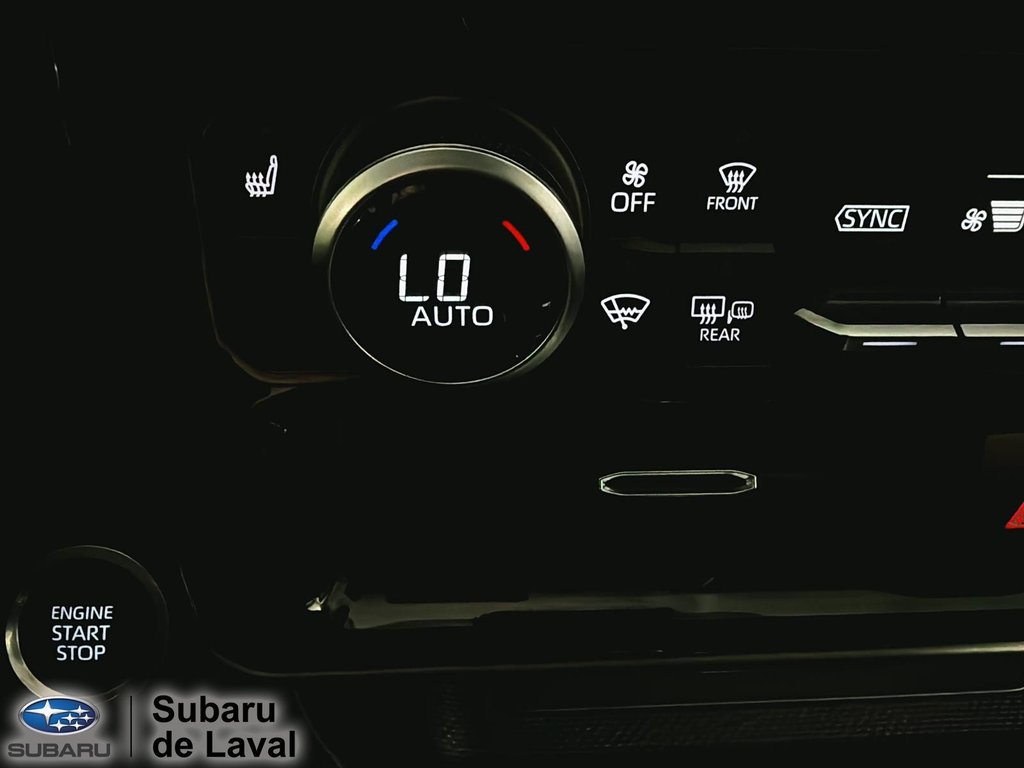 2024 Toyota Highlander LE in Laval, Quebec - 12 - w1024h768px