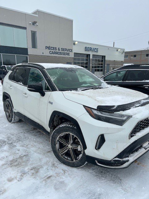 2022 Toyota RAV4 Prime XSE in Terrebonne, Quebec - 3 - w1024h768px