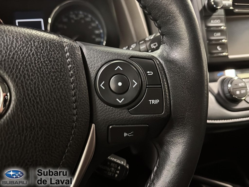 2018 Toyota RAV4 XLE in Terrebonne, Quebec - 21 - w1024h768px