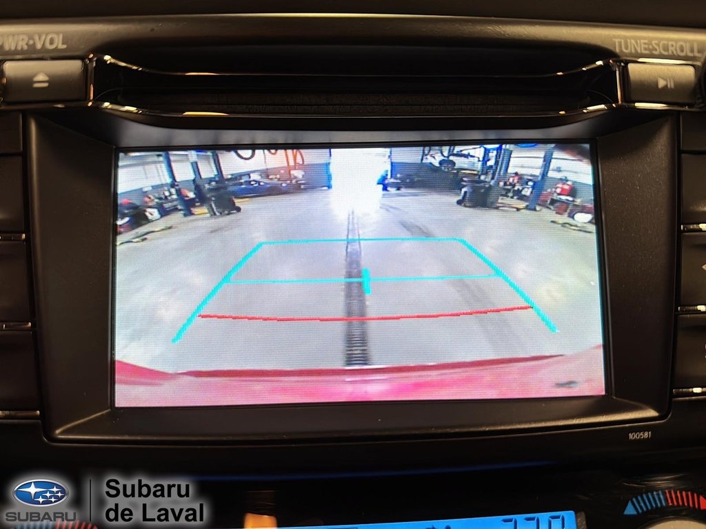 2018 Toyota RAV4 XLE in Terrebonne, Quebec - 17 - w1024h768px