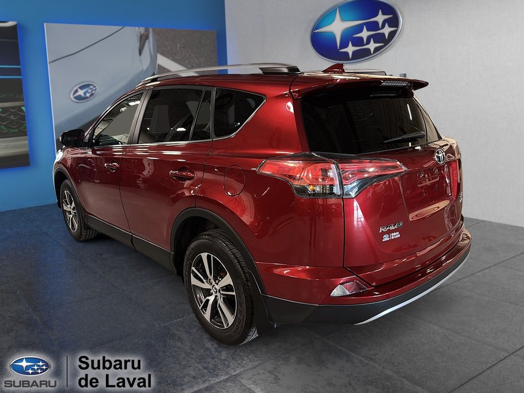 2018 Toyota RAV4 XLE in Terrebonne, Quebec - 7 - w1024h768px