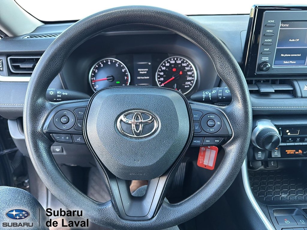 2021 Toyota RAV4 LE in Terrebonne, Quebec - 19 - w1024h768px