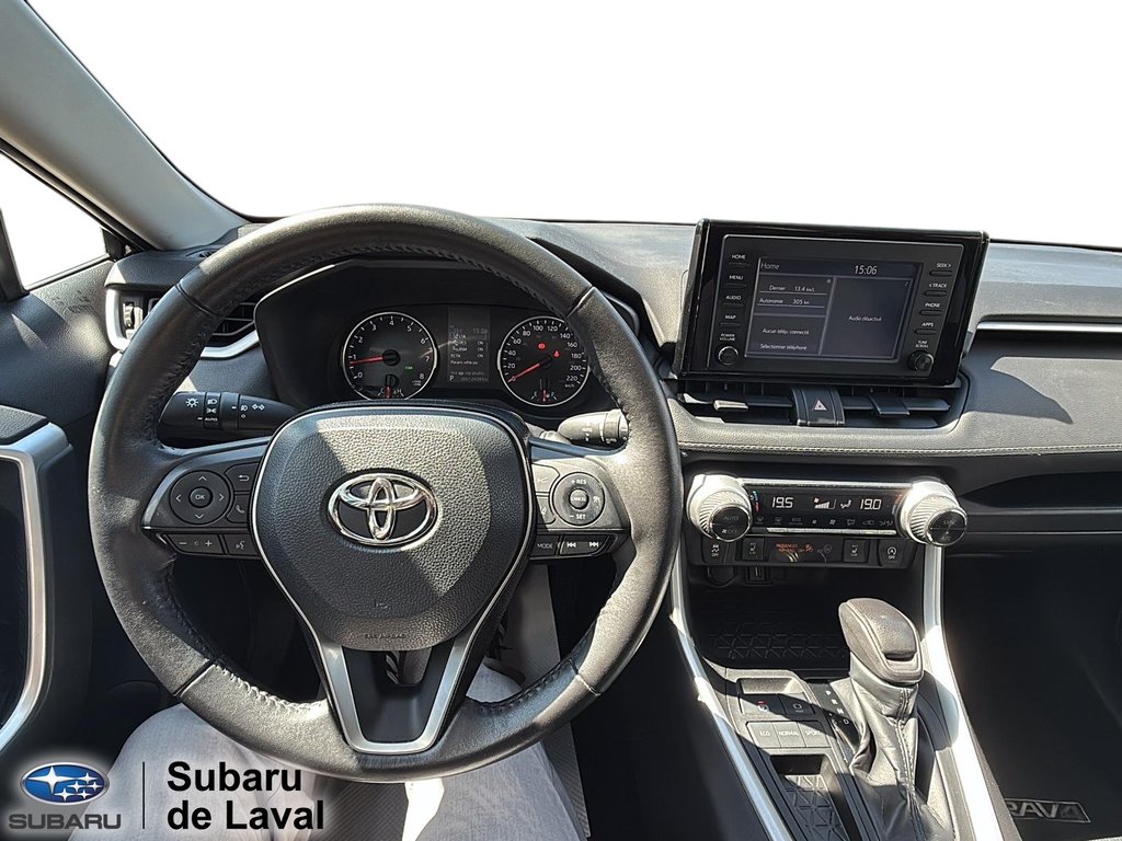 Toyota RAV4 XLE 2021 à Laval, Québec - 16 - w1024h768px
