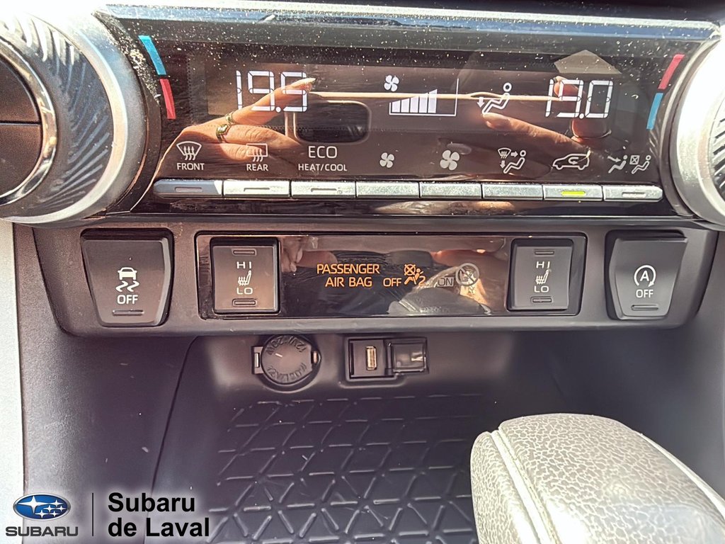 Toyota RAV4 XLE 2021 à Laval, Québec - 14 - w1024h768px
