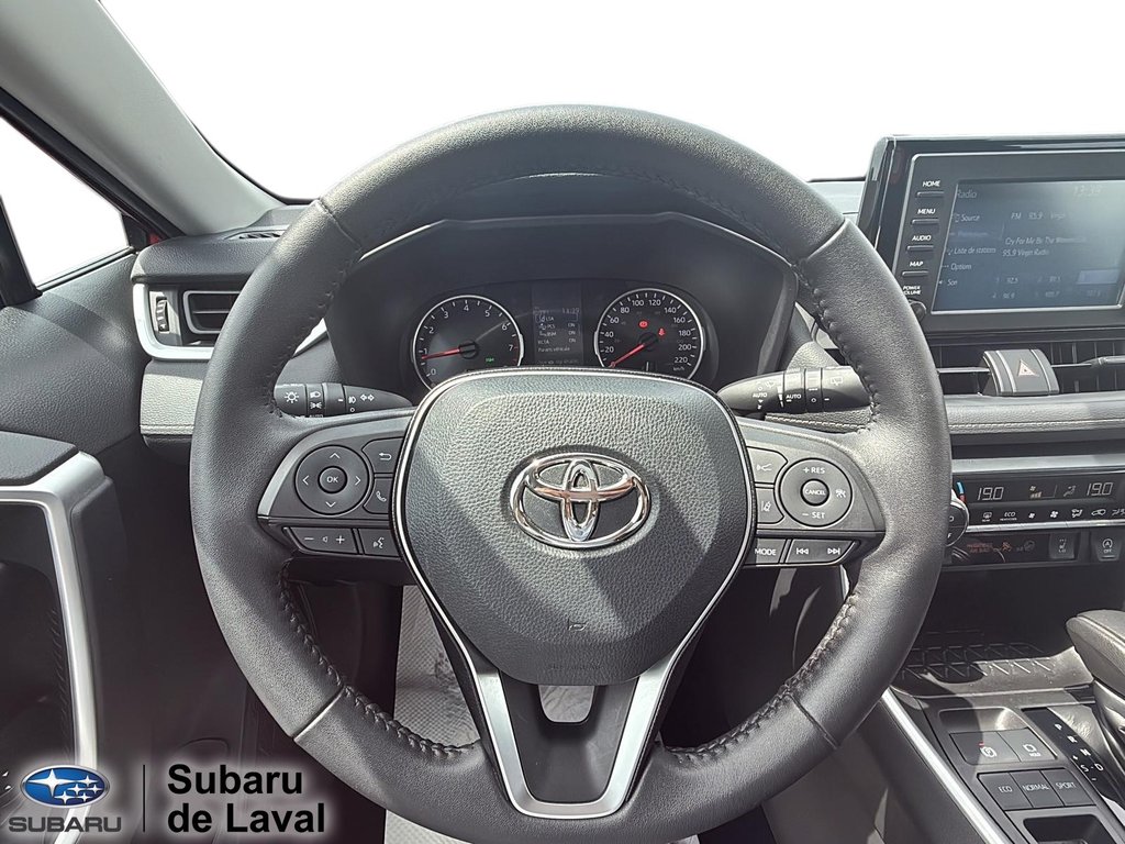 2021 Toyota RAV4 XLE in Laval, Quebec - 17 - w1024h768px